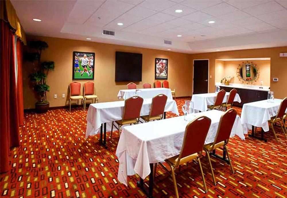 Courtyard By Marriott Troy Hotel Екстериор снимка