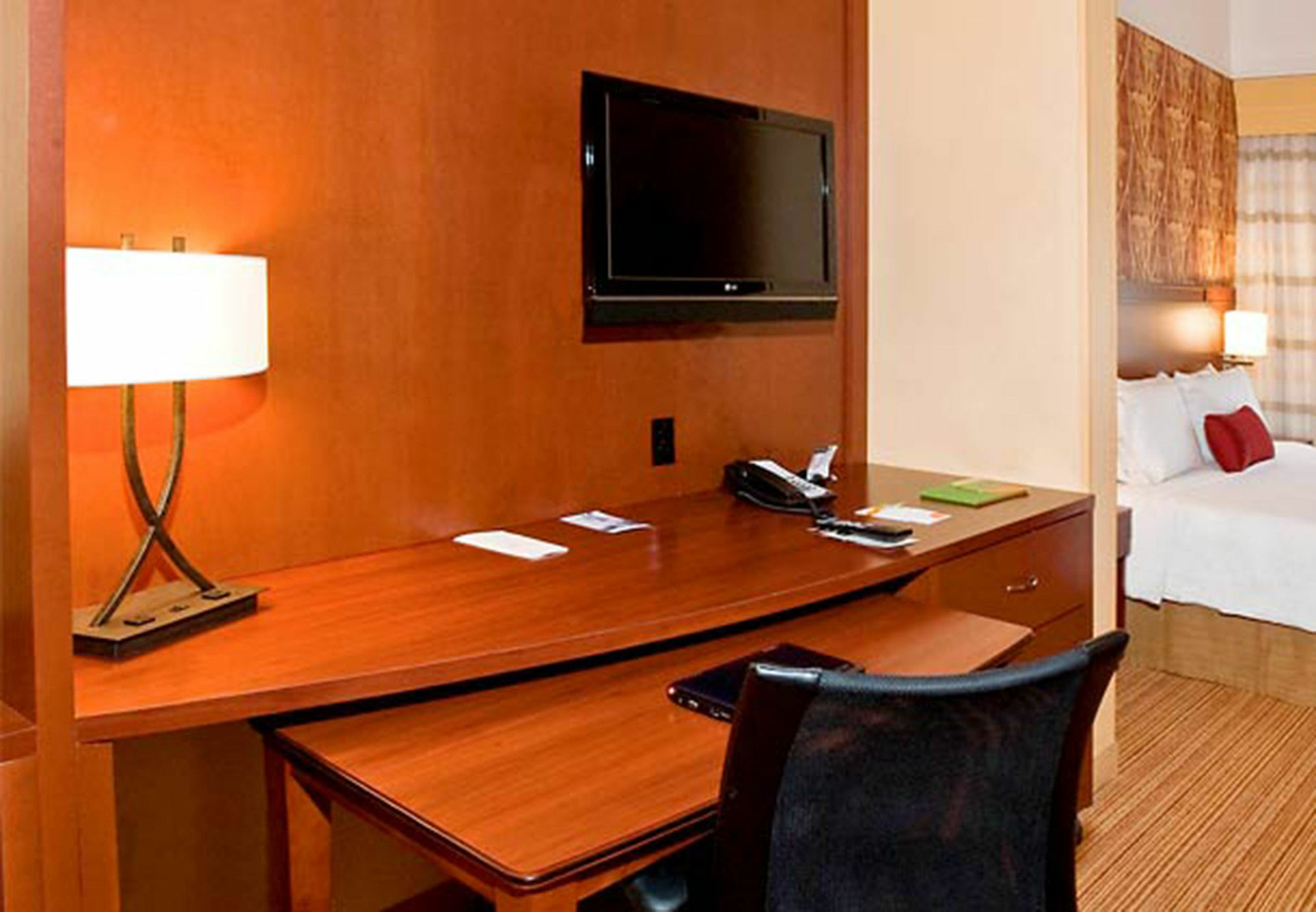 Courtyard By Marriott Troy Hotel Екстериор снимка